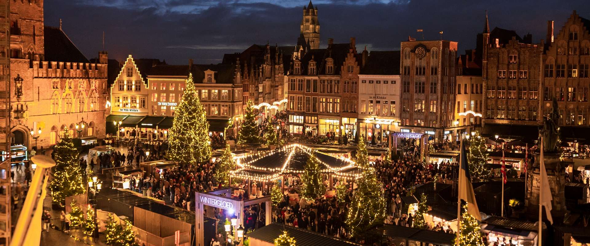 Bruges,,Belgium,-,December,2024:,Christmas,Season